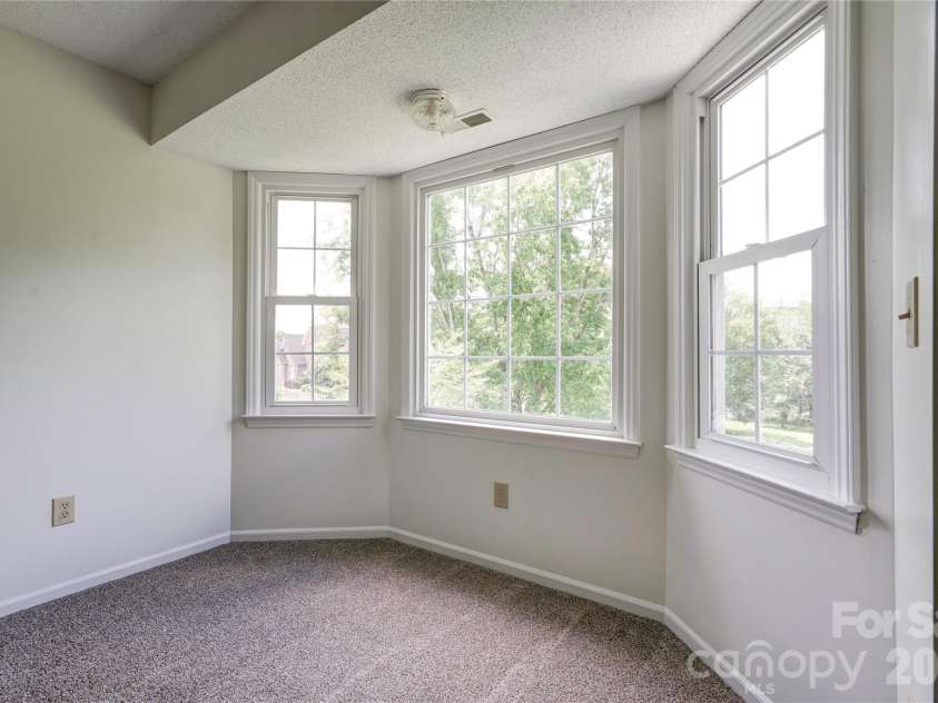 144 Oak Point Drive, Cherryville, NC 28021.  MLS# CAR4412077, YatesRealty ID 43836. Primary Bedroom