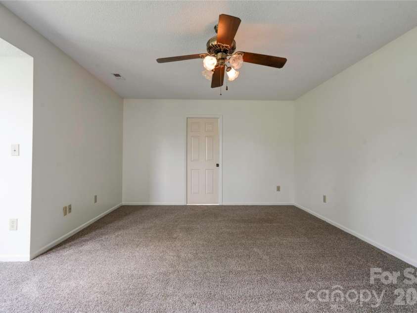 144 Oak Point Drive, Cherryville, NC 28021.  MLS# CAR4412077, YatesRealty ID 43836. Primary Bedroom