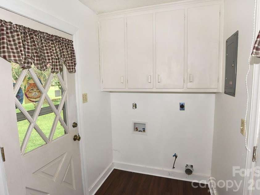 1036 Rowan Circle, Salisbury, NC 28146.  MLS# CAR4413499, YatesRealty ID 43839. 