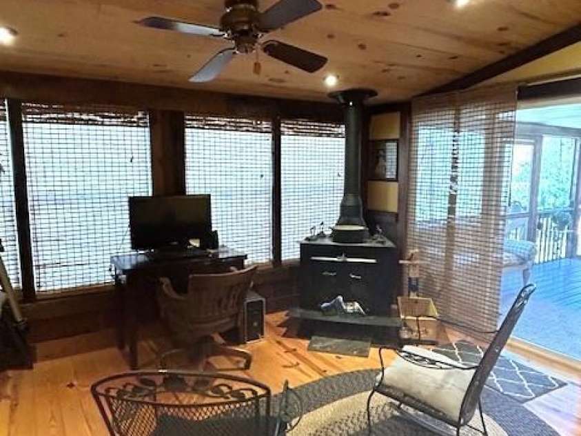 116 Minerva Lane, Sapphire, NC 28774.  MLS# CAR4237813, YatesRealty ID 4384. 