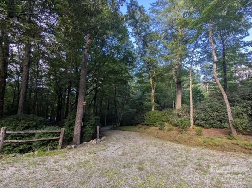 116 Minerva Lane, Sapphire, NC 28774.  MLS# CAR4237813, YatesRealty ID 4384. 