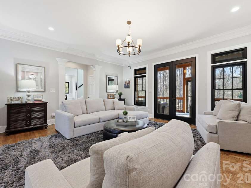 3903 Mourning Dove Drive, Matthews, NC 28104.  MLS# CAR4344795, YatesRealty ID 4384. 