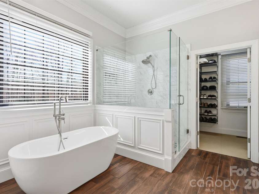 3903 Mourning Dove Drive, Matthews, NC 28104.  MLS# CAR4344795, YatesRealty ID 4384. 