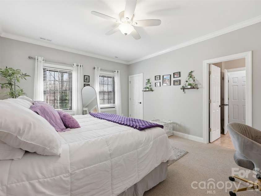 3903 Mourning Dove Drive, Matthews, NC 28104.  MLS# CAR4344795, YatesRealty ID 4384. 