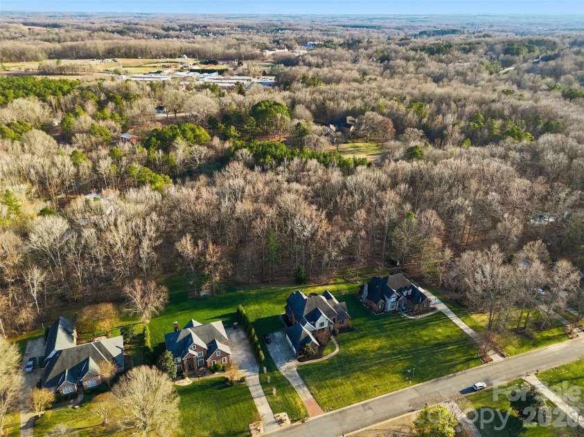 3903 Mourning Dove Drive, Matthews, NC 28104.  MLS# CAR4344795, YatesRealty ID 4384. 