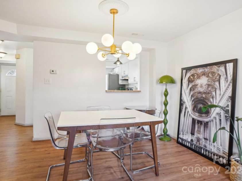 5300 Fair Wind Lane, Charlotte, NC 28212.  MLS# CAR4204488, YatesRealty ID 4384. 