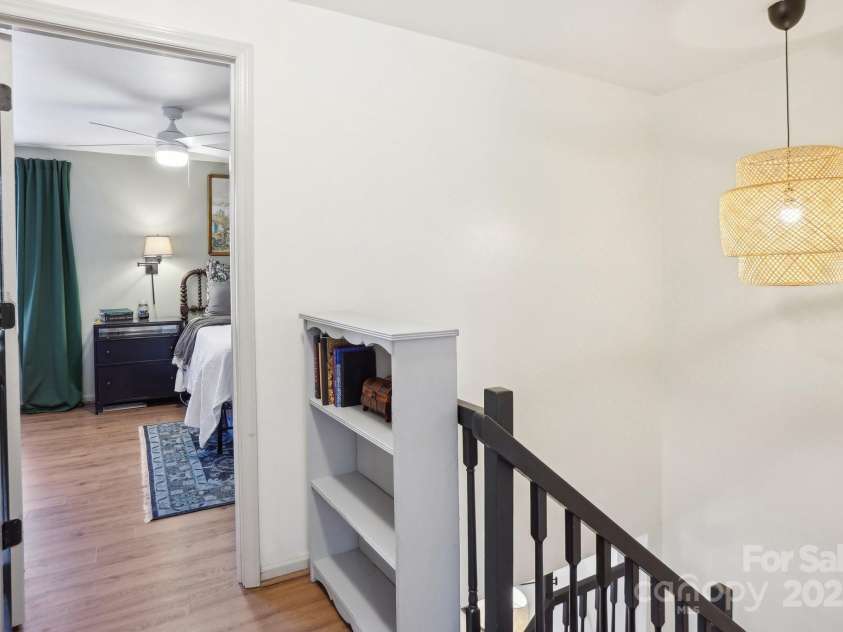 5300 Fair Wind Lane, Charlotte, NC 28212.  MLS# CAR4204488, YatesRealty ID 4384. 