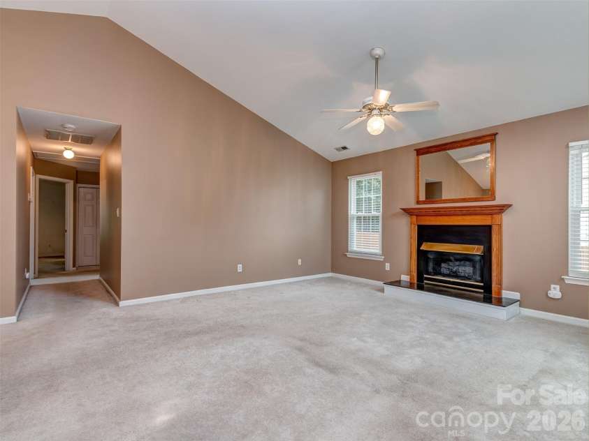 4522 Avalon Forest Lane, Charlotte, NC 28269.  MLS# CAR4413237, YatesRealty ID 43843. 