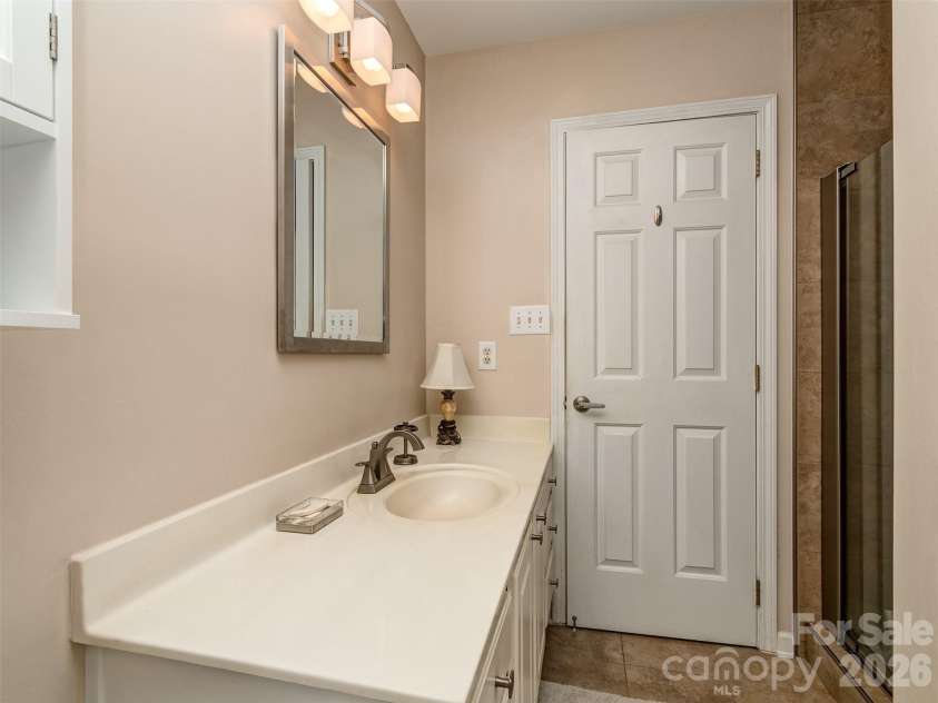 4522 Avalon Forest Lane, Charlotte, NC 28269.  MLS# CAR4413237, YatesRealty ID 43843. 