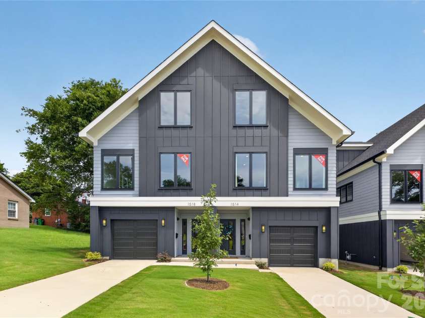 1514 Sumter Avenue, Charlotte, NC 28208.  MLS# CAR4414310, YatesRealty ID 43844. 
