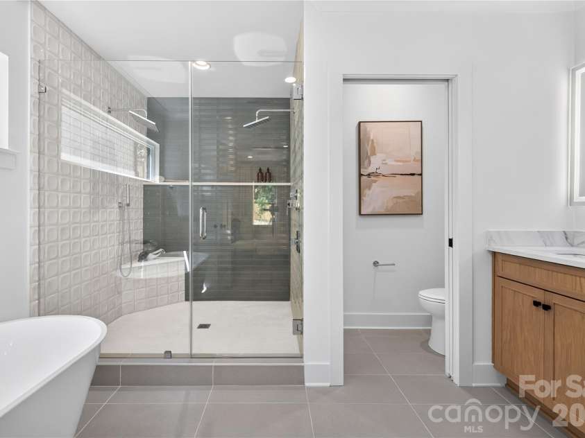 1514 Sumter Avenue, Charlotte, NC 28208.  MLS# CAR4414310, YatesRealty ID 43844. 