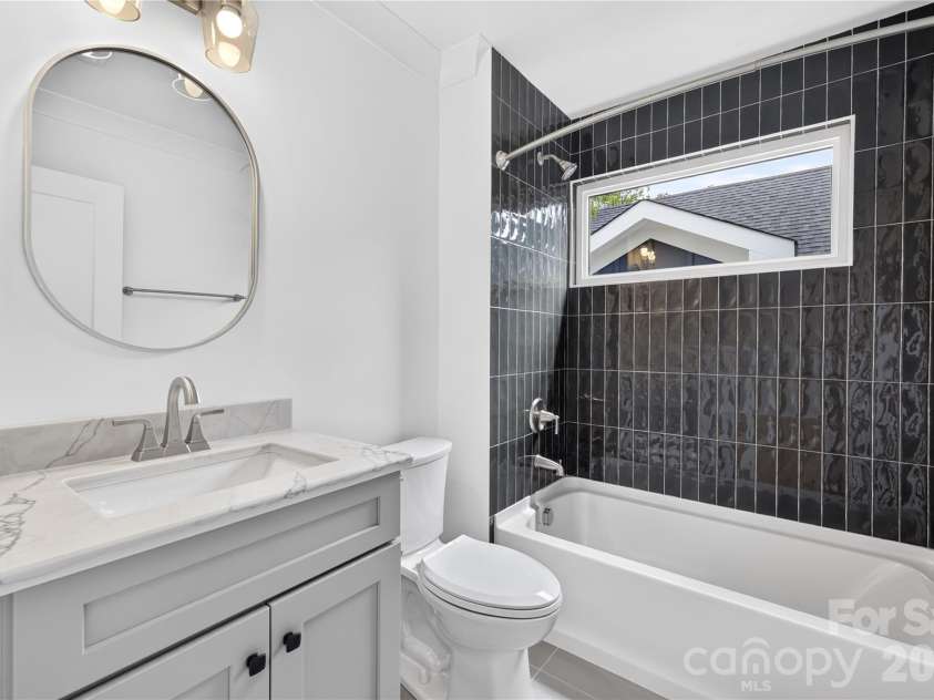 1514 Sumter Avenue, Charlotte, NC 28208.  MLS# CAR4414310, YatesRealty ID 43844. 