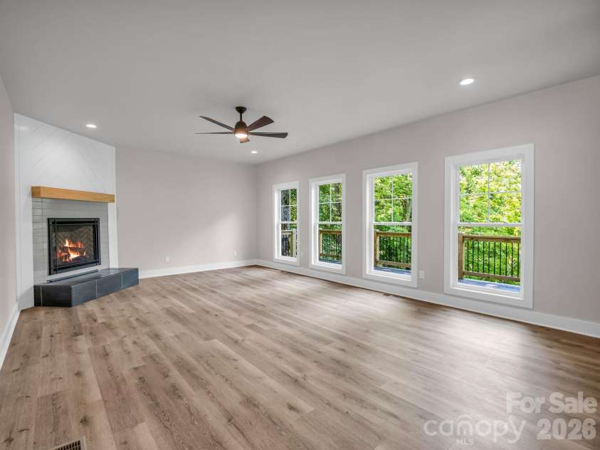 42 Stone Crest Mountain Drive, Black Mountain, NC 28711.  MLS# CAR4401407, YatesRealty ID 43846. 