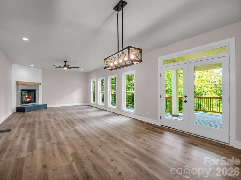 42 Stone Crest Mountain Drive, Black Mountain, NC 28711.  MLS# CAR4401407, YatesRealty ID 43846. 