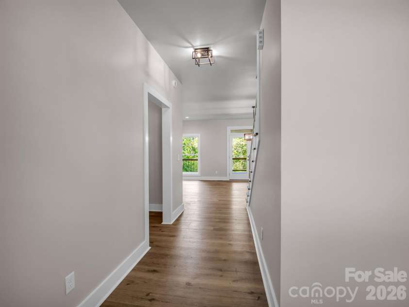 42 Stone Crest Mountain Drive, Black Mountain, NC 28711.  MLS# CAR4401407, YatesRealty ID 43846. 