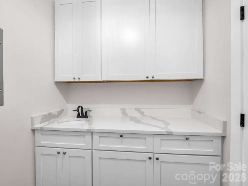42 Stone Crest Mountain Drive, Black Mountain, NC 28711.  MLS# CAR4401407, YatesRealty ID 43846. 