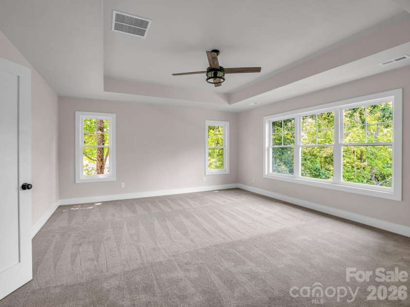 42 Stone Crest Mountain Drive, Black Mountain, NC 28711.  MLS# CAR4401407, YatesRealty ID 43846. 