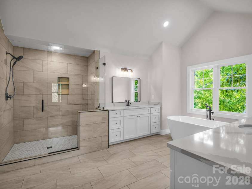 42 Stone Crest Mountain Drive, Black Mountain, NC 28711.  MLS# CAR4401407, YatesRealty ID 43846. 
