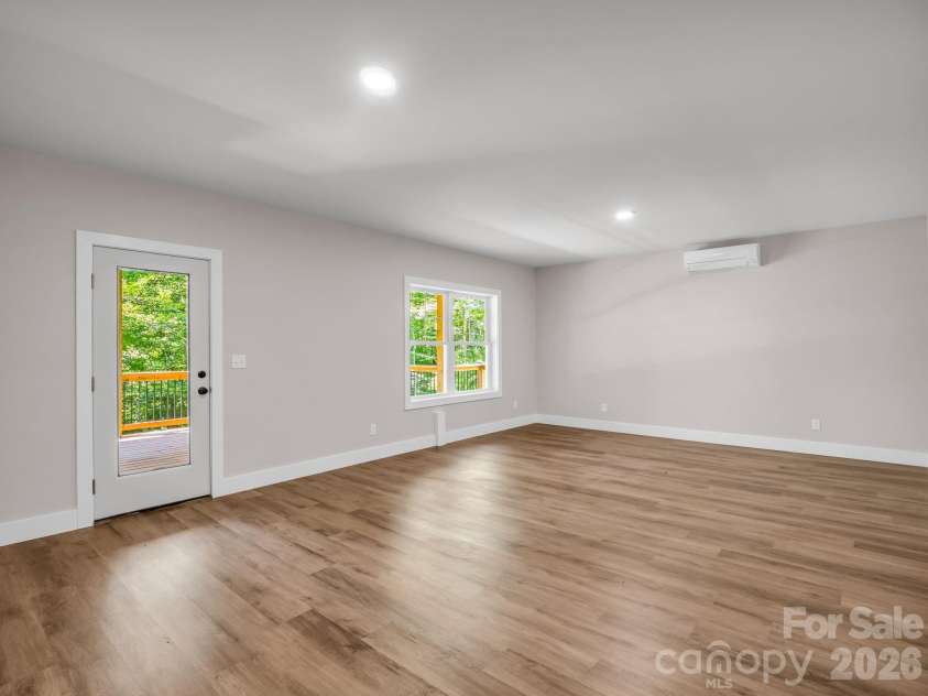 42 Stone Crest Mountain Drive, Black Mountain, NC 28711.  MLS# CAR4401407, YatesRealty ID 43846. 