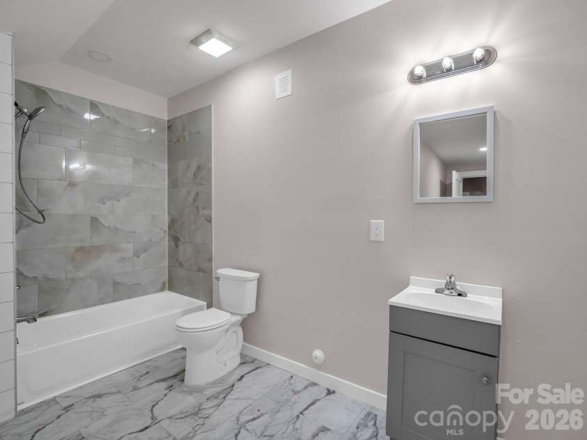 42 Stone Crest Mountain Drive, Black Mountain, NC 28711.  MLS# CAR4401407, YatesRealty ID 43846. 