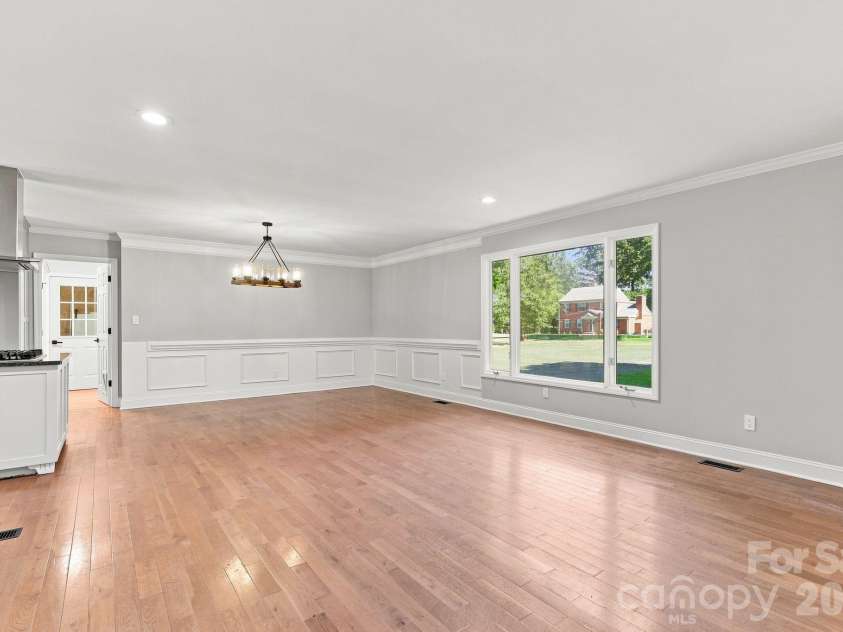 9110 Raintree Lane, Charlotte, NC 28277.  MLS# CAR4408617, YatesRealty ID 43847. Virtually staged