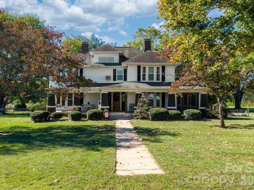 2461 Startown Road, Newton, NC 28658.  MLS# CAR4313179, YatesRealty ID 4385. 