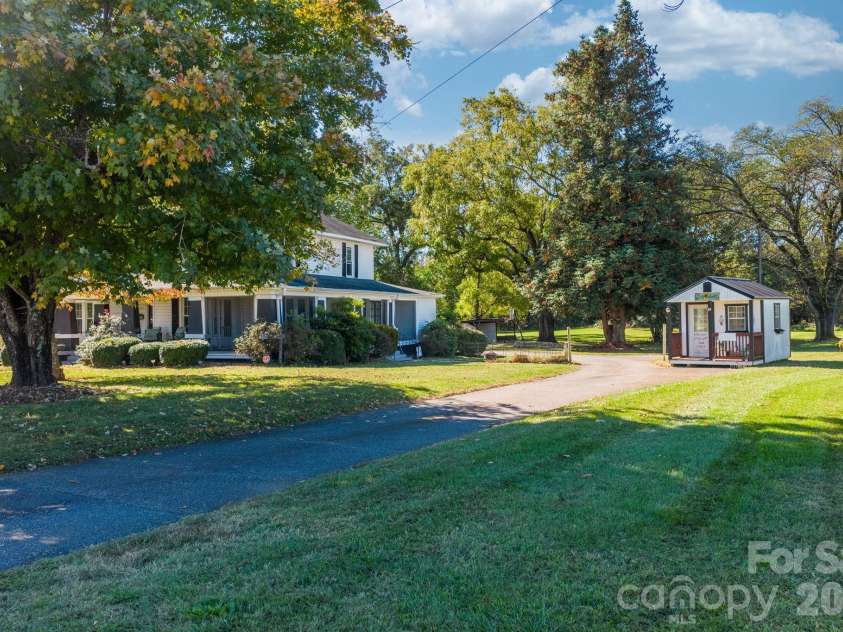 2461 Startown Road, Newton, NC 28658.  MLS# CAR4313179, YatesRealty ID 4385. 