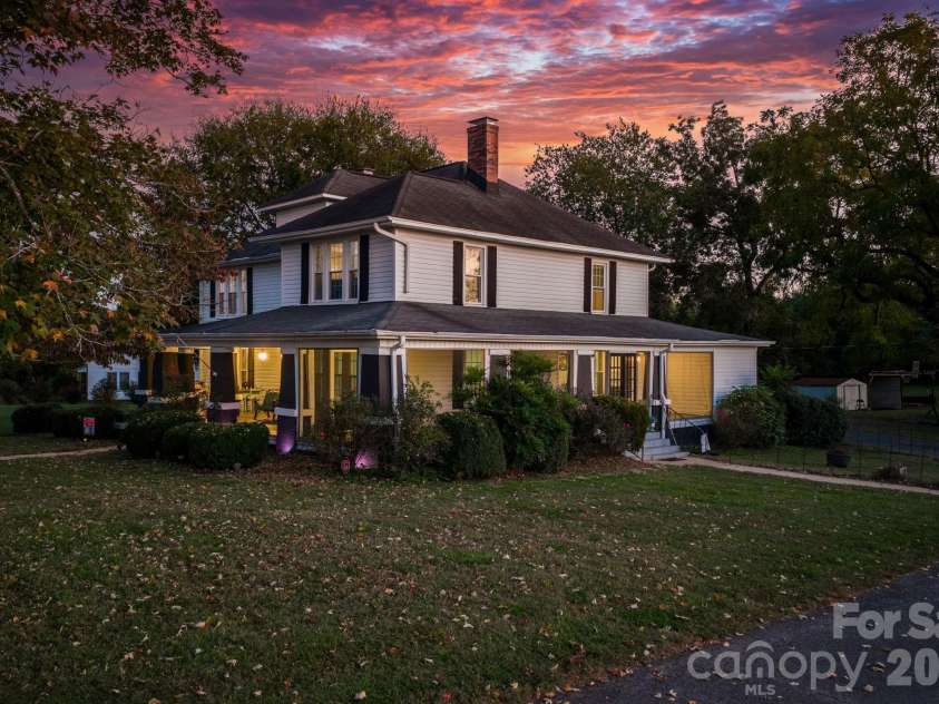 2461 Startown Road, Newton, NC 28658.  MLS# CAR4313179, YatesRealty ID 4385. 