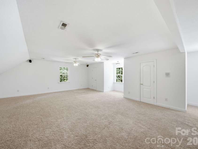 2806 Iveywood Drive, Monroe, NC 28110.  MLS# CAR4401882, YatesRealty ID 43851. Huge bonus room