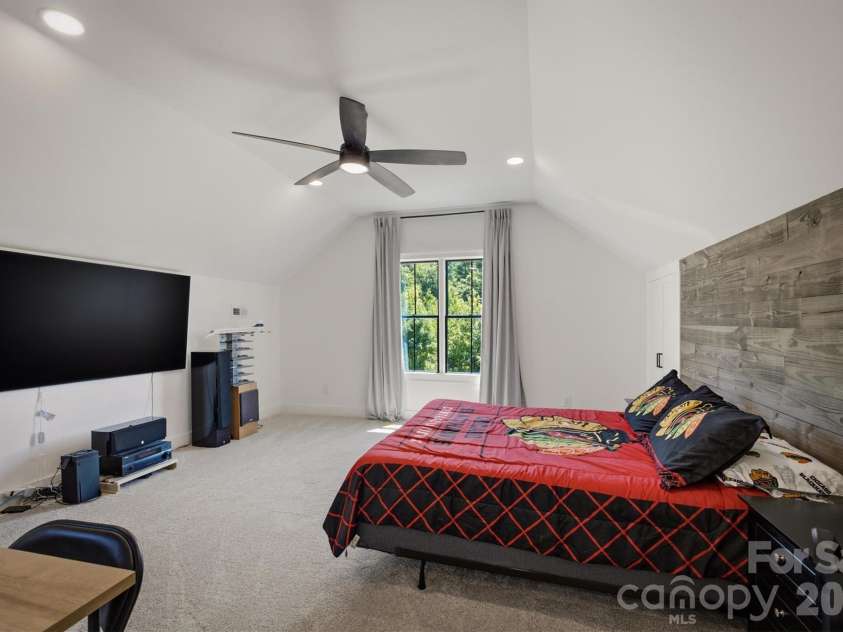 2124 Starlight Lane, Morganton, NC 28655.  MLS# CAR4412335, YatesRealty ID 43853. 