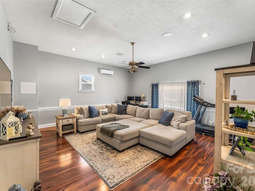 3955 Northernmistic Drive, Maiden, NC 28650.  MLS# CAR4402168, YatesRealty ID 43854. 