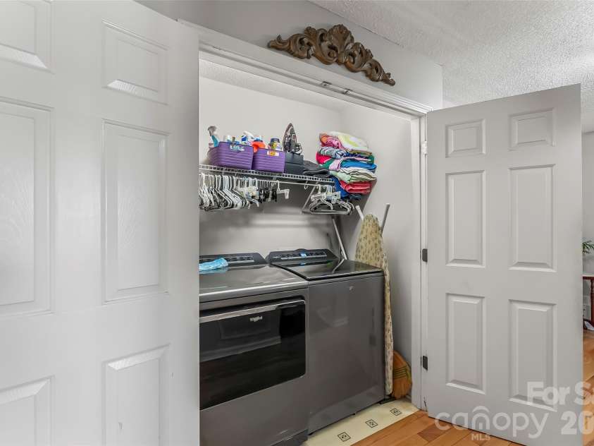 3955 Northernmistic Drive, Maiden, NC 28650.  MLS# CAR4402168, YatesRealty ID 43854. 