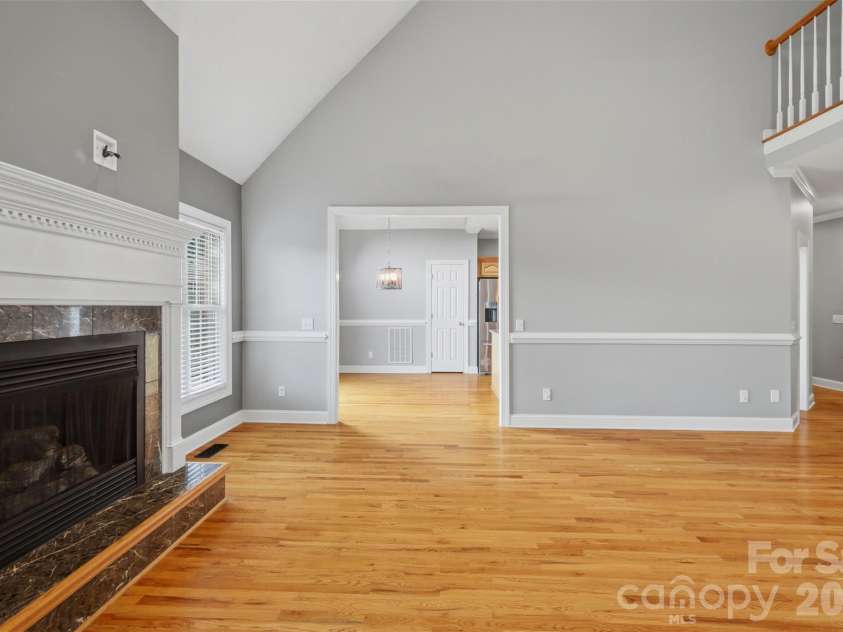 1064 Baker Barn Road, Hickory, NC 28602.  MLS# CAR4410717, YatesRealty ID 43856. 