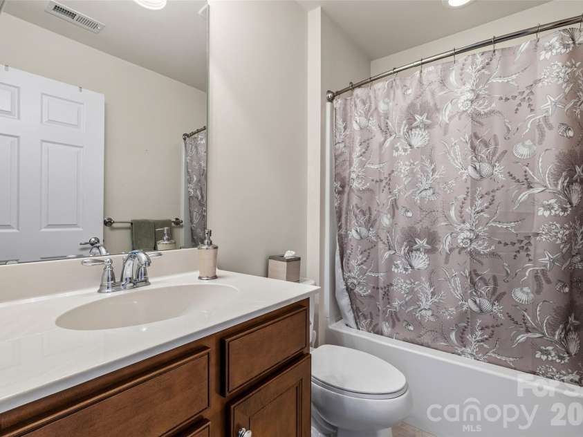 2096 Kennedy Drive, Indian Land, SC 29707.  MLS# CAR4398790, YatesRealty ID 43857. Upper Bath