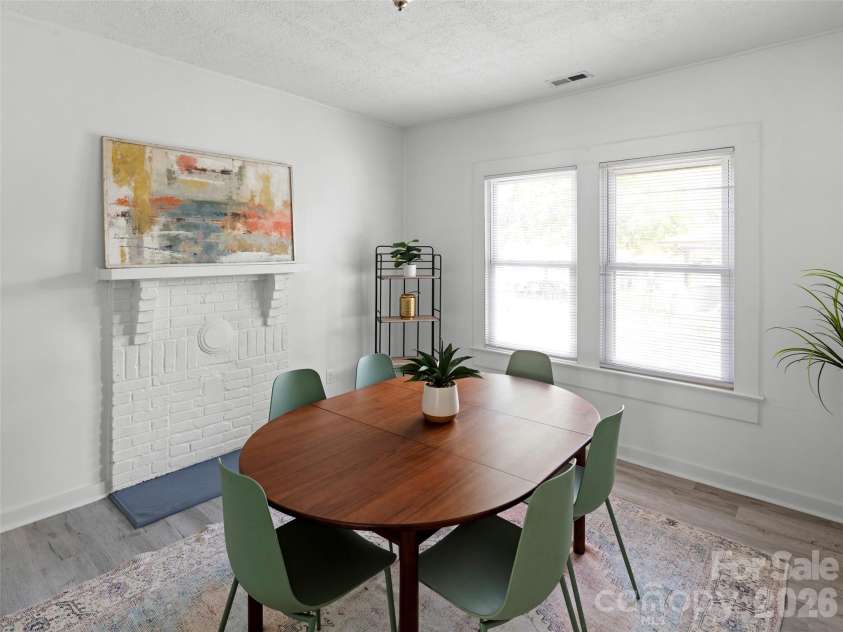 122 Edwards Avenue, Swannanoa, NC 28778.  MLS# CAR4413077, YatesRealty ID 43859. 