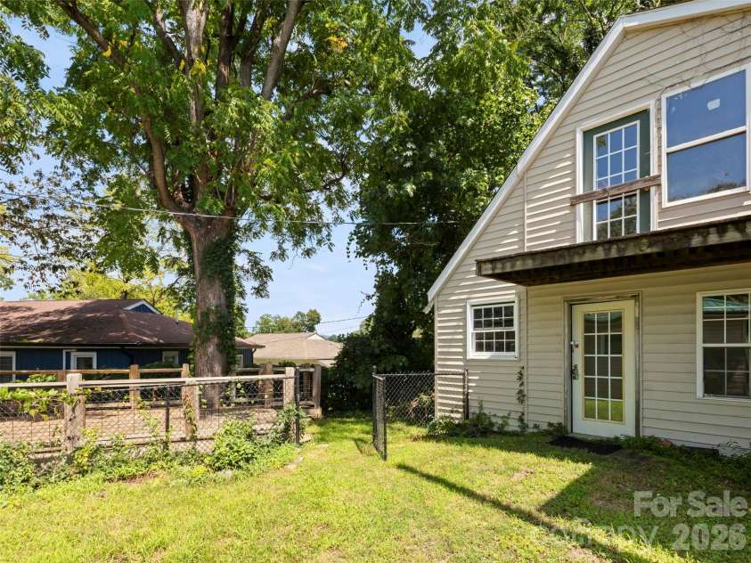 122 Edwards Avenue, Swannanoa, NC 28778.  MLS# CAR4413077, YatesRealty ID 43859. Outbuilding