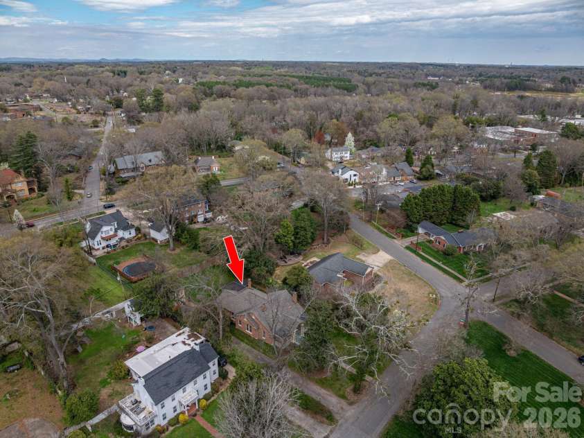 825 Hawthorne Road, Shelby, NC 28150.  MLS# CAR4355488, YatesRealty ID 4386. 