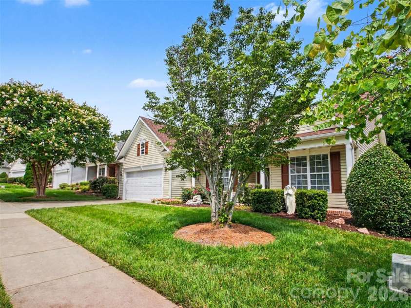 834 Platinum Drive, Fort Mill, SC 29708.  MLS# CAR4382795, YatesRealty ID 43860. 