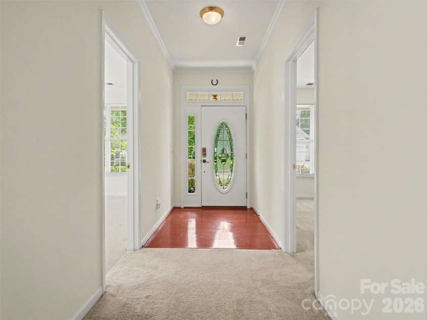 834 Platinum Drive, Fort Mill, SC 29708.  MLS# CAR4382795, YatesRealty ID 43860. Foyer