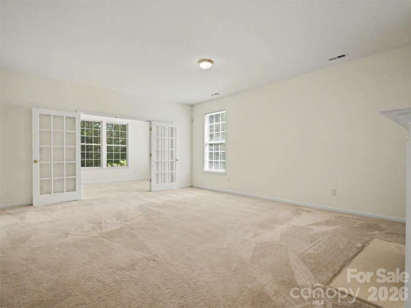 834 Platinum Drive, Fort Mill, SC 29708.  MLS# CAR4382795, YatesRealty ID 43860. Sunroom