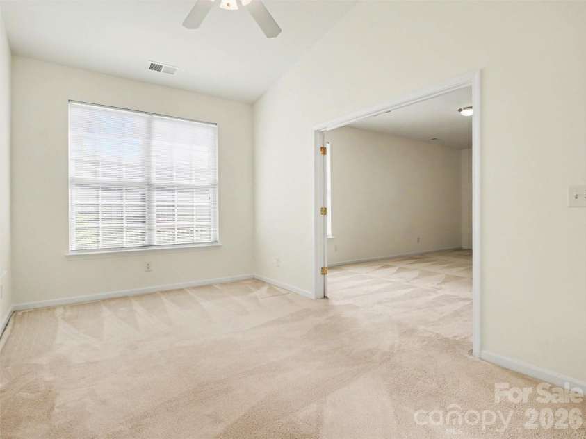 834 Platinum Drive, Fort Mill, SC 29708.  MLS# CAR4382795, YatesRealty ID 43860. Sunroom