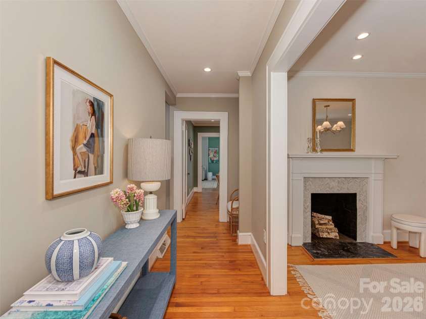 1323 Goodwin Avenue, Charlotte, NC 28205.  MLS# CAR4414214, YatesRealty ID 43861. 