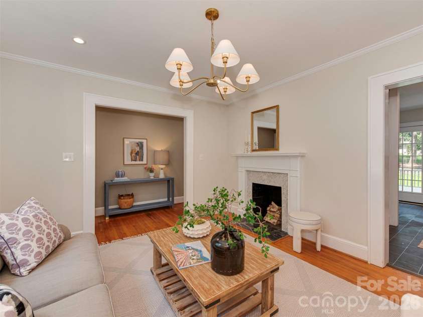 1323 Goodwin Avenue, Charlotte, NC 28205.  MLS# CAR4414214, YatesRealty ID 43861. 