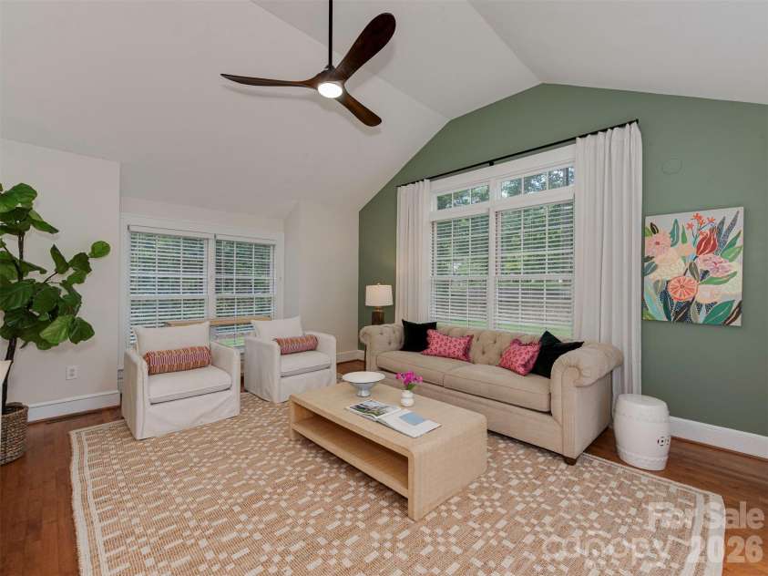 1323 Goodwin Avenue, Charlotte, NC 28205.  MLS# CAR4414214, YatesRealty ID 43861. 