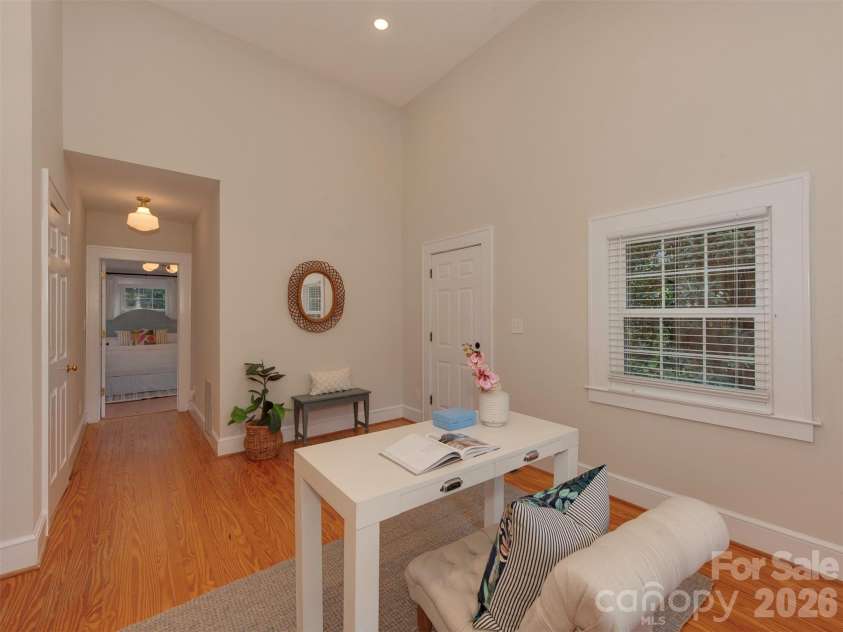 1323 Goodwin Avenue, Charlotte, NC 28205.  MLS# CAR4414214, YatesRealty ID 43861. 
