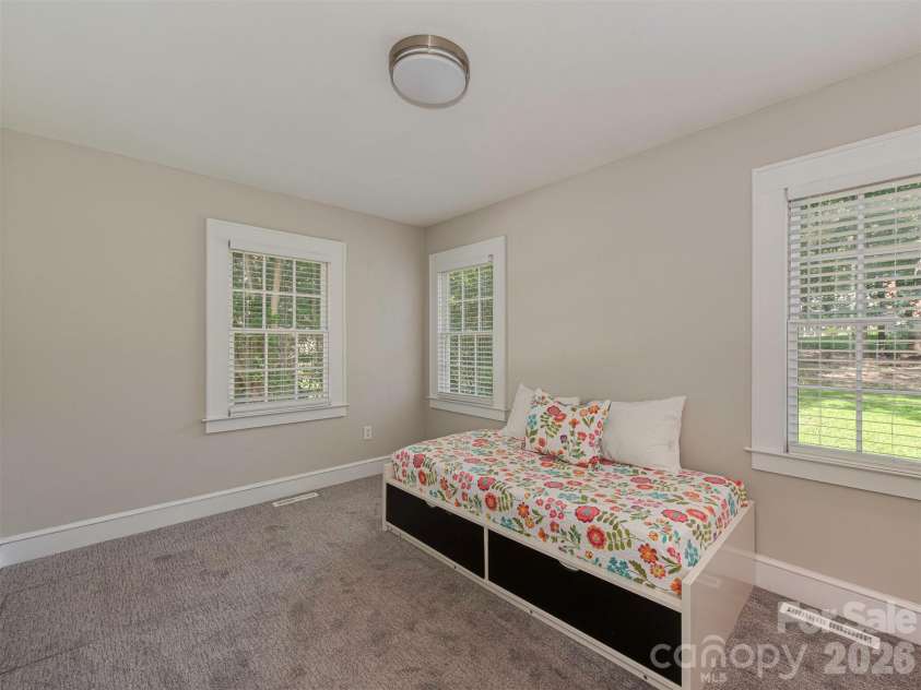 1323 Goodwin Avenue, Charlotte, NC 28205.  MLS# CAR4414214, YatesRealty ID 43861. Third Bedroom with direct bathroom access.