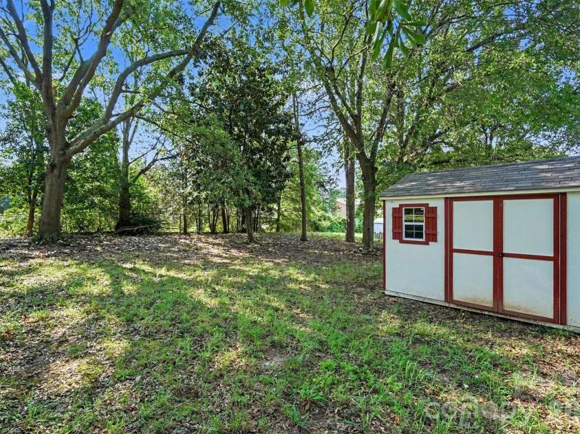 1328 Newton Street, Shelby, NC 28150.  MLS# CAR4409667, YatesRealty ID 43862. 