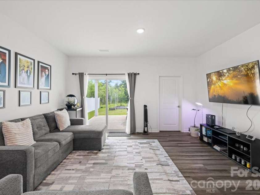 144 BABBLING BROOK Drive, Clayton, NC 27520.  MLS# CAR4414260, YatesRealty ID 43863. 
