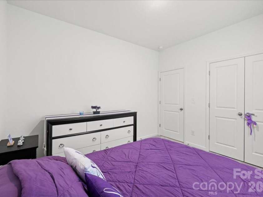 144 BABBLING BROOK Drive, Clayton, NC 27520.  MLS# CAR4414260, YatesRealty ID 43863. 