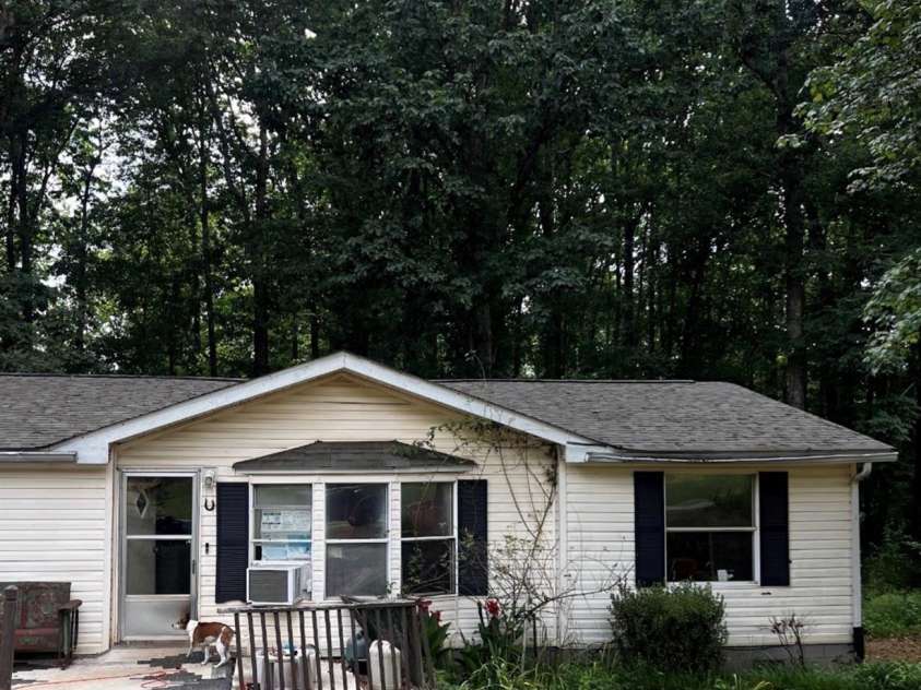 2697 Sentry Lane, Lincolnton, NC 28092.  MLS# CAR4412841, YatesRealty ID 43864. 